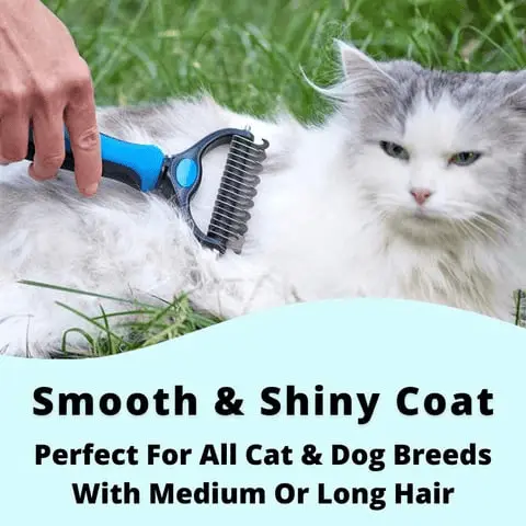 Deshedding tool with ergonomic handle