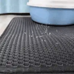 Cat litter mat in use